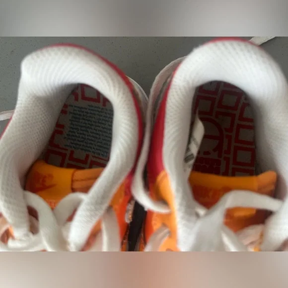 EUC Nike babe airforce red & orange 5.5 - Picture 4 of 8
